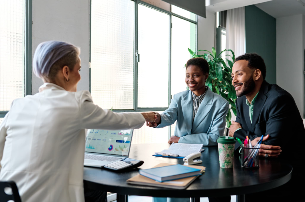 How to Compare Loan Offers and Choose the Best Lender